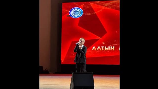Әлия Розы Рымбаевой на казахском и русском языках на к