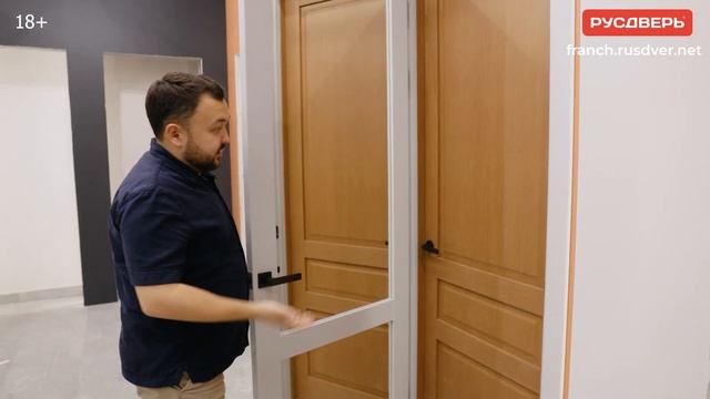 МОНТАЖ ДВЕРЕЙ НА ВЫСТАВКУ. Дверной бизнес. Компания Ру