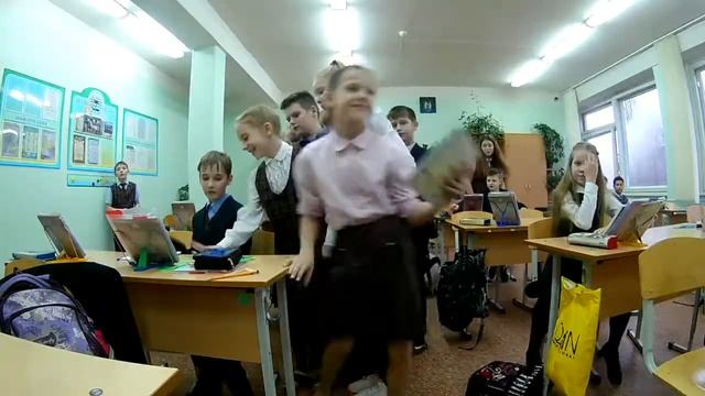 Новогоднее видео 5 "Д" класса МБОУ СОШ №66. г.Пенза