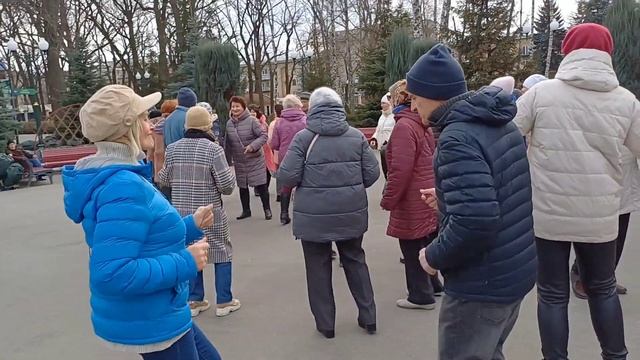 БЕЛАЯ СИРЕНЬ❤️ТАНЦЬІ В ПАРКЕ ГОРЬКОГО ❤️ХАРЬКОВ 10.03