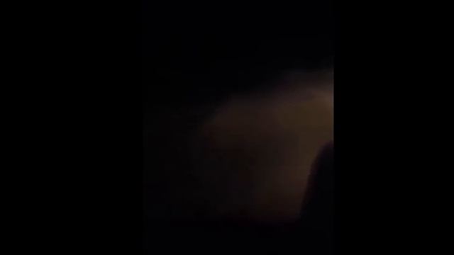 фигура в белом облике устремилась за ним и преследовала его весь путь.