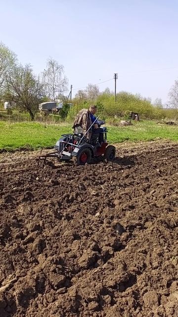 весенне полевые работы на мини тракторе