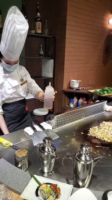 L1yWXrumjTU - Lifestyle Beautiful Train Teppanyaki street food,restaurant,BBQ,Pub street#Short#Short