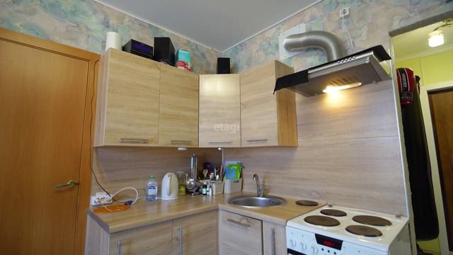 Гладышевский проспект, 38