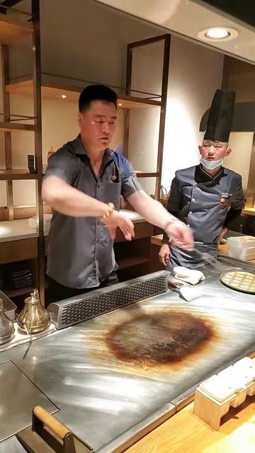 LfRztAUXthQ - Lifestyle Beautiful Train Teppanyaki street food,restaurant,BBQ,Pub street#Short#Short