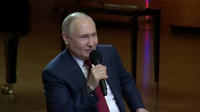 Встреча с учащимися, выпускниками и педагогами «Сириуса» и лауреатами конкурса «Созвездие»