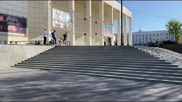 ДРОП с 16 СТУПЕНЕК! КАТКА СТРИТ на BMX!