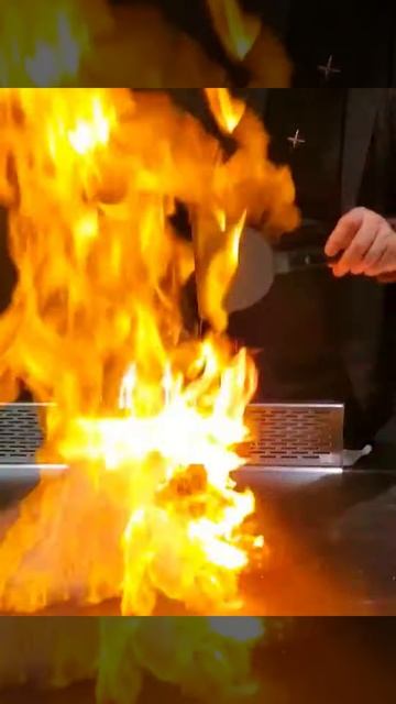 rwfJ8sStE8Y - Lifestyle Beautiful Train Teppanyaki street food,restaurant,BBQ,Pub street#Short#Short