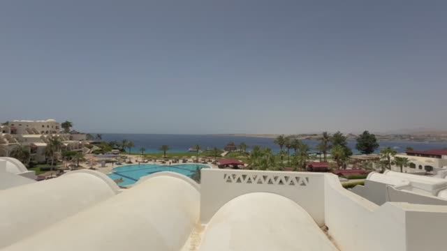 Обзор комнаты из отеля "Movenpick Resort Sharm El Sheikh"