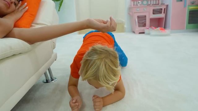 Влад Никита (Vlad Nikita) - Крис и волшебные невидимые костюмы