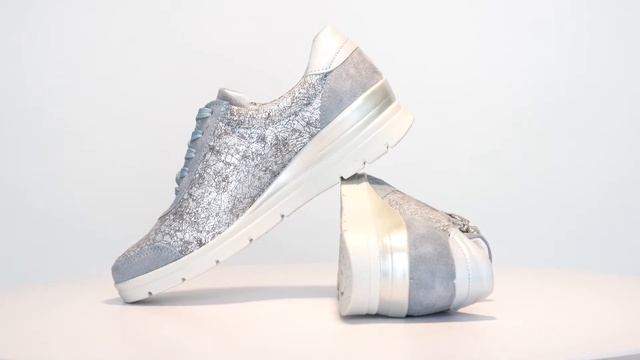Женские кроссовки Frankenschuhe Lahn с молнией небесно-голубы?