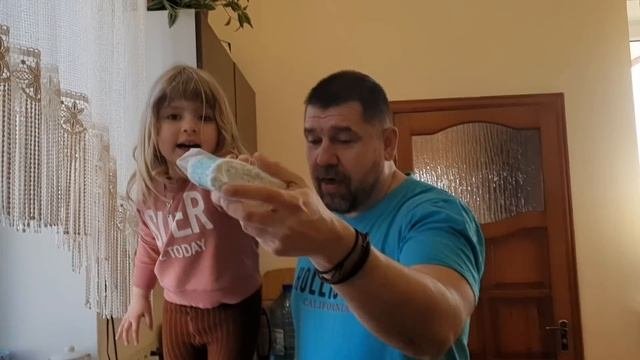 Вкусное утро 🥰 Распаковка. В саду помёрзли цветы... Об?