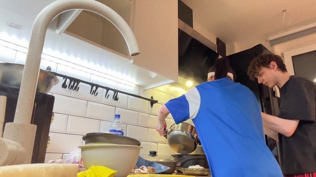 ВКУСНАЯ БЕСЕДА // ГОТОВИМ ТОМ ЯМ🍜 (2 часть)