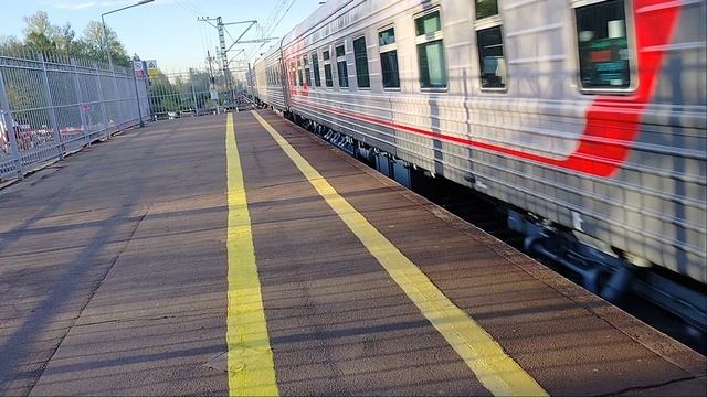 20 мая 2025 г. Электровоз ЭП2К-464 с Пассажирским поездом Колпино