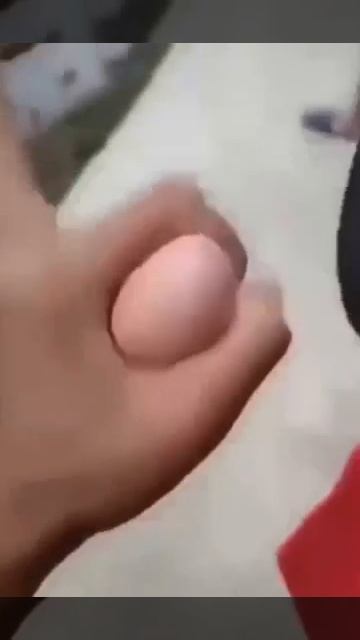 Прикиньте таким щелбан принимать