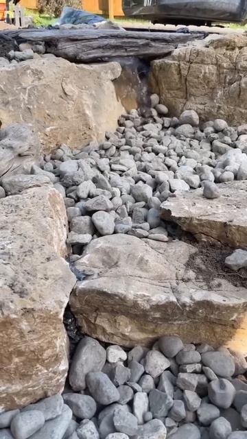 Каскадный водопад на участке
