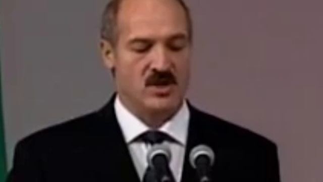 Присяга Александра Лукашенко на второй инаугурации
(20.09.2001)