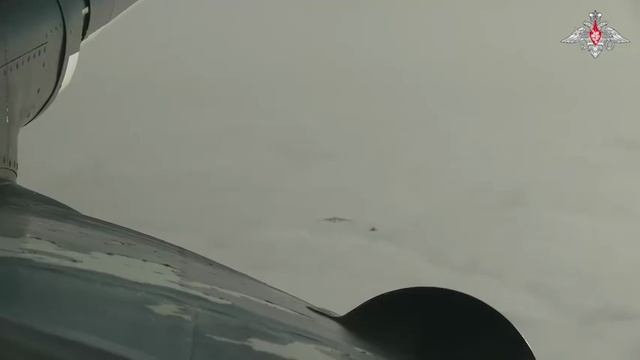 Два Ту-95мс ВКС России выполнили плановый полет над нейтральными водами Баренцева моря.