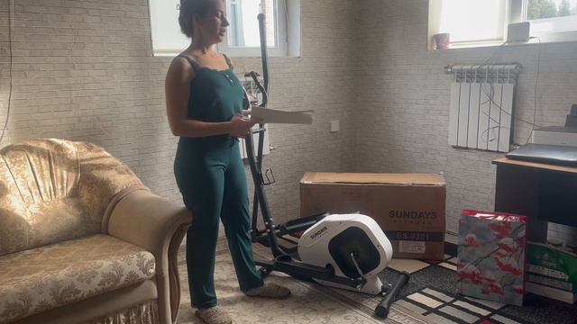 Распаковка — Эллиптический тренажер Sundays Fitness ES-9301