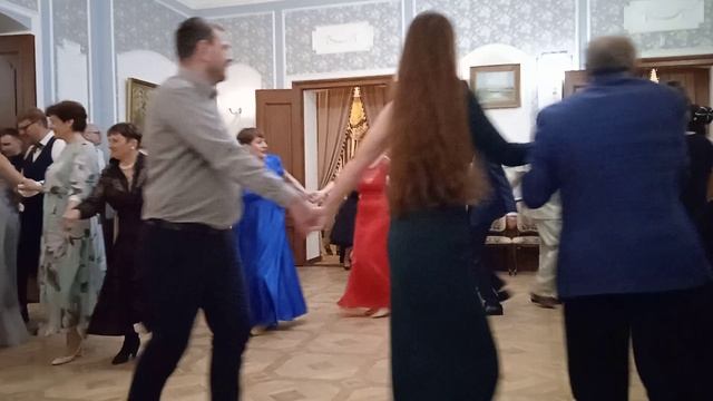VID_20250517_Фарандола - самый классный танец вечера..