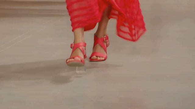 Ulla Johnson Нью-Йорк Мода Весна Лето 2025 | Одежда и аксессуар