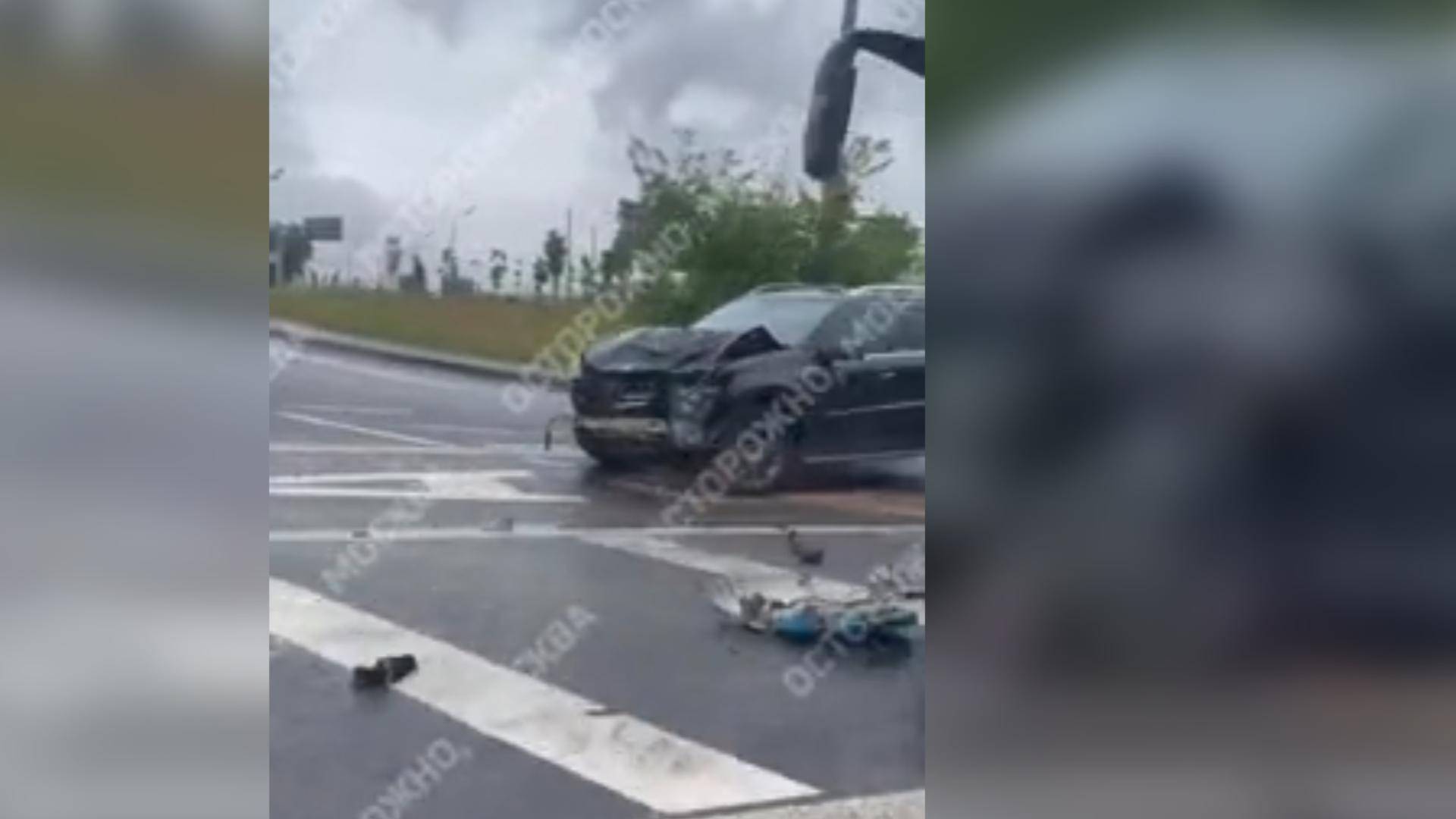 МКАД автобус с пассажирами попал в ДТП из-за иномарки