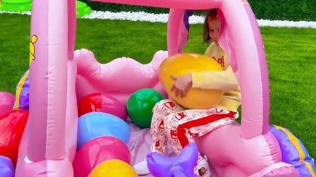 Мистер Макс • Mister Max - Макс и Катя играют в Easter Hunt челлендж