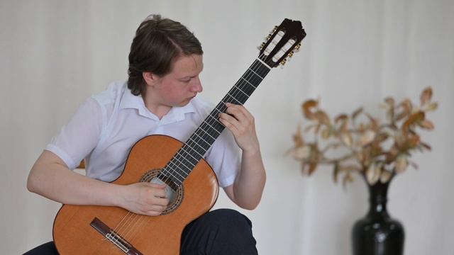 Чащихин Артем 5пп. Sarabanda d-moll -Robert de Visée