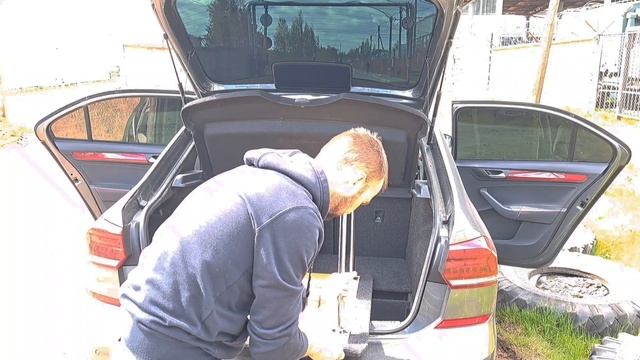3 в 1 Фальшпол для Шкода Рапид и VW Polo. Столик, спальник, о