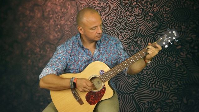 Играю Баха на гитаре. Михаил Юрьевич Шилов (автор канала).