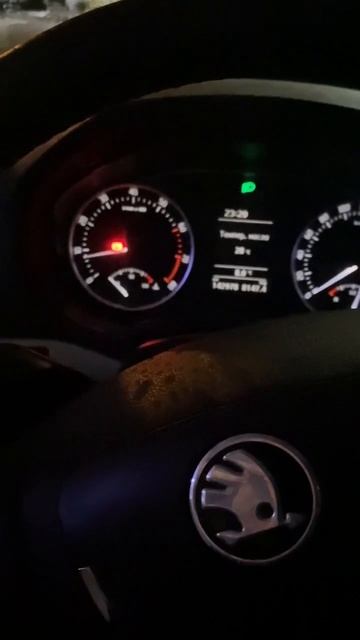 Skoda octavia a 5 1.4 TSI caxa Глохнет при запуске
