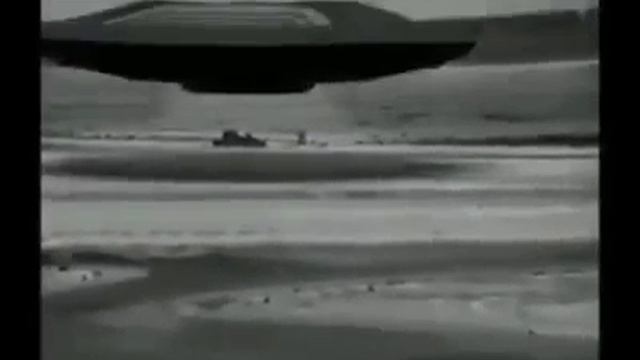 В 1957 году молодой и перспективный физик Иван Филимоненко показал первый вариант магнитолета.