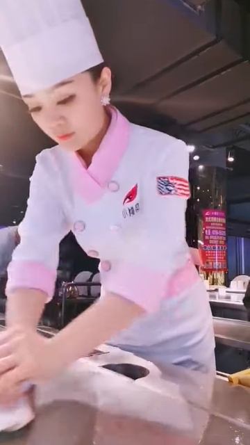 rMlteap_HZE - Lifestyle Beautiful Train Teppanyaki street food,restaurant,BBQ,Pub street#Short#Short