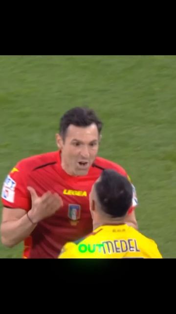 Sensitive situations between referees and players! #football #goals #soccer