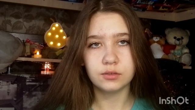 ПРОКЛЯТОЕ ЗЕРКАЛО!!! НЕ СМОТРИ ТУДА😱//страшные истори?