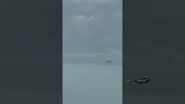 Видео испытательного полета фронтового бомбардировщика Су-34 в пустынном камуфляже