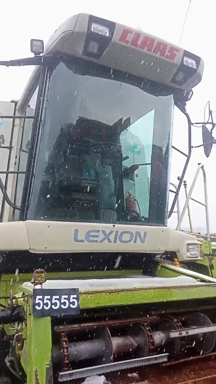 Зерноуборочный роторный комбайн🚜 CLAAS LEXION (2003 г.в.)