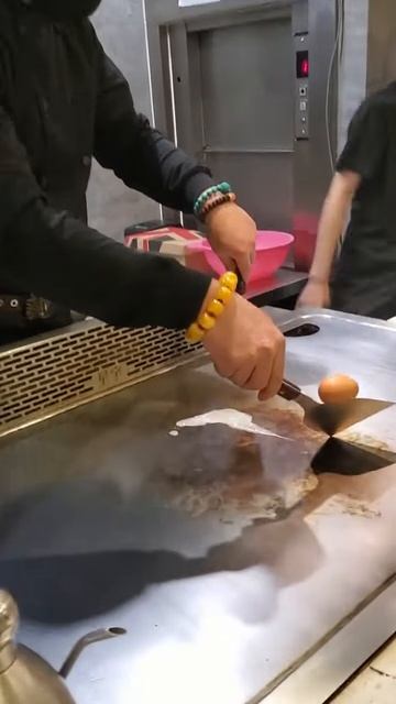 wSGbM0jlqs8 - Lifestyle Beautiful Train Teppanyaki street food,restaurant,BBQ,Pub street#Short#Short