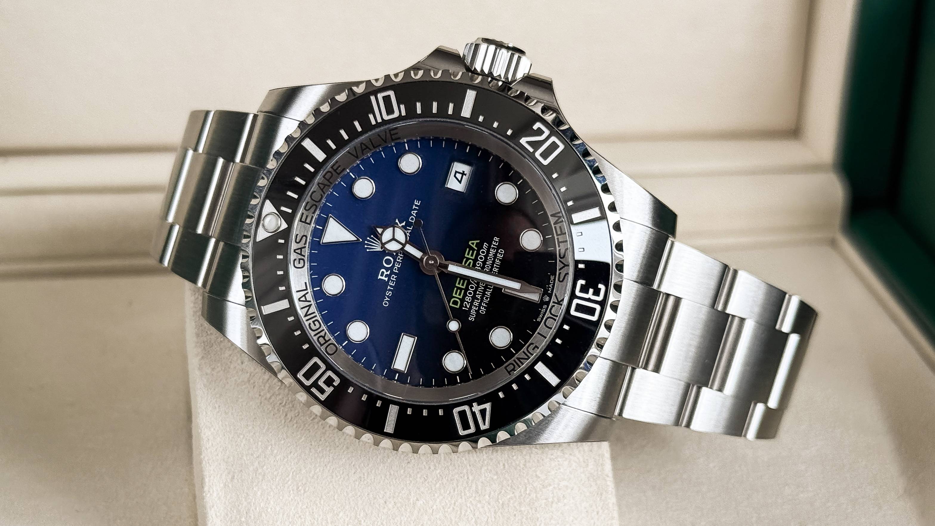 Часы Rolex Deepsea 44 mm сталь Oystersteel 136660