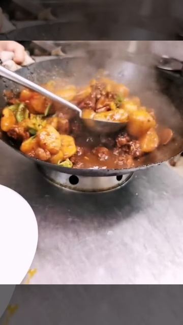 Pz1h-oqpn4E - Lifestyle Beautiful Train Teppanyaki street food,restaurant,BBQ,Pub street#Short#Short
