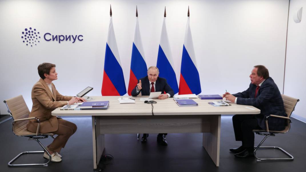 Искусство и детские мечты: подробности беседы Путина с учениками и педагогами школы «Сириус»