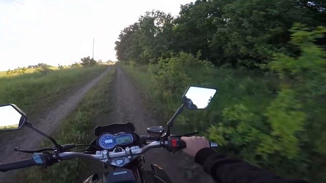 КАТАЮСЬ ДО  БЛИЖАЙШИХ СЕЛ ПО ПОЛЯМ! ПОКАТУШКА НА REGULMOTO R