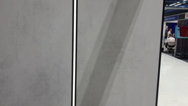 Устройство теневого профиля с подсветкой, парящий плинтус с подсветкой.