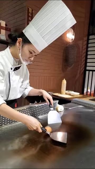 RSmwnIEsS6w - Lifestyle Beautiful Train Teppanyaki street food,restaurant,BBQ,Pub street#Short#Short