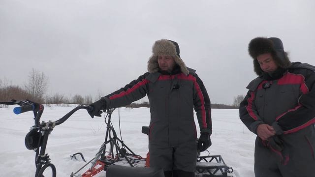 Компактный мотобуксировщик ДЕЛЬТА 3 (Ижтехмаш), с реве?