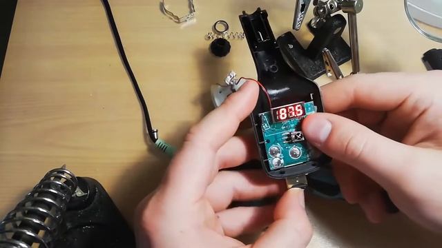 Разбор и подключение Fm модулятора к внешнему источнику питания