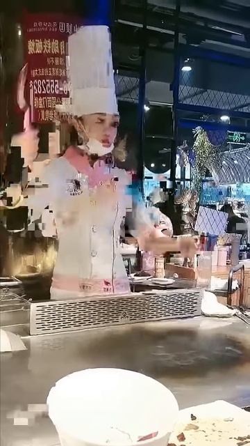 Q3RRuqwWIg0 - Lifestyle Beautiful Train Teppanyaki street food,restaurant,BBQ,Pub street#Short#Short