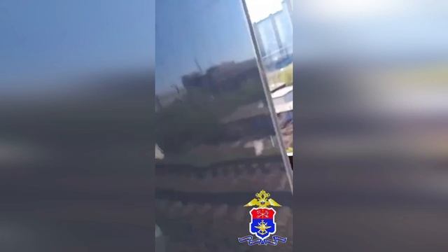 В Санкт-Петербурге транспортные полицейские выявили подростков - «зацеперов»