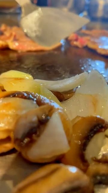 wezrLE87f54 - Lifestyle Beautiful Train Teppanyaki street food,restaurant,BBQ,Pub street#Short#Short