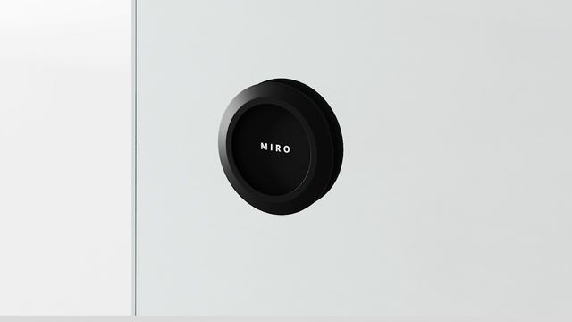 MIRO безрамное остекление